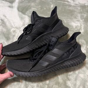 Men’s adidas cloud foam tennis shoes